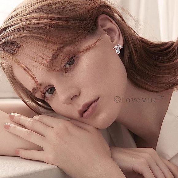 Certified 1ct. t.w. Diamond Bow Knot Stud Earrings VVS1 GRA Certified - Picture 7 of 16